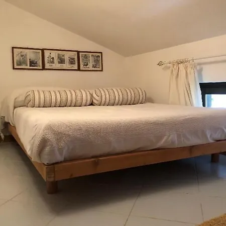 Ferienwohnung La Mansarda Di Orni Ivrea Exterior foto
