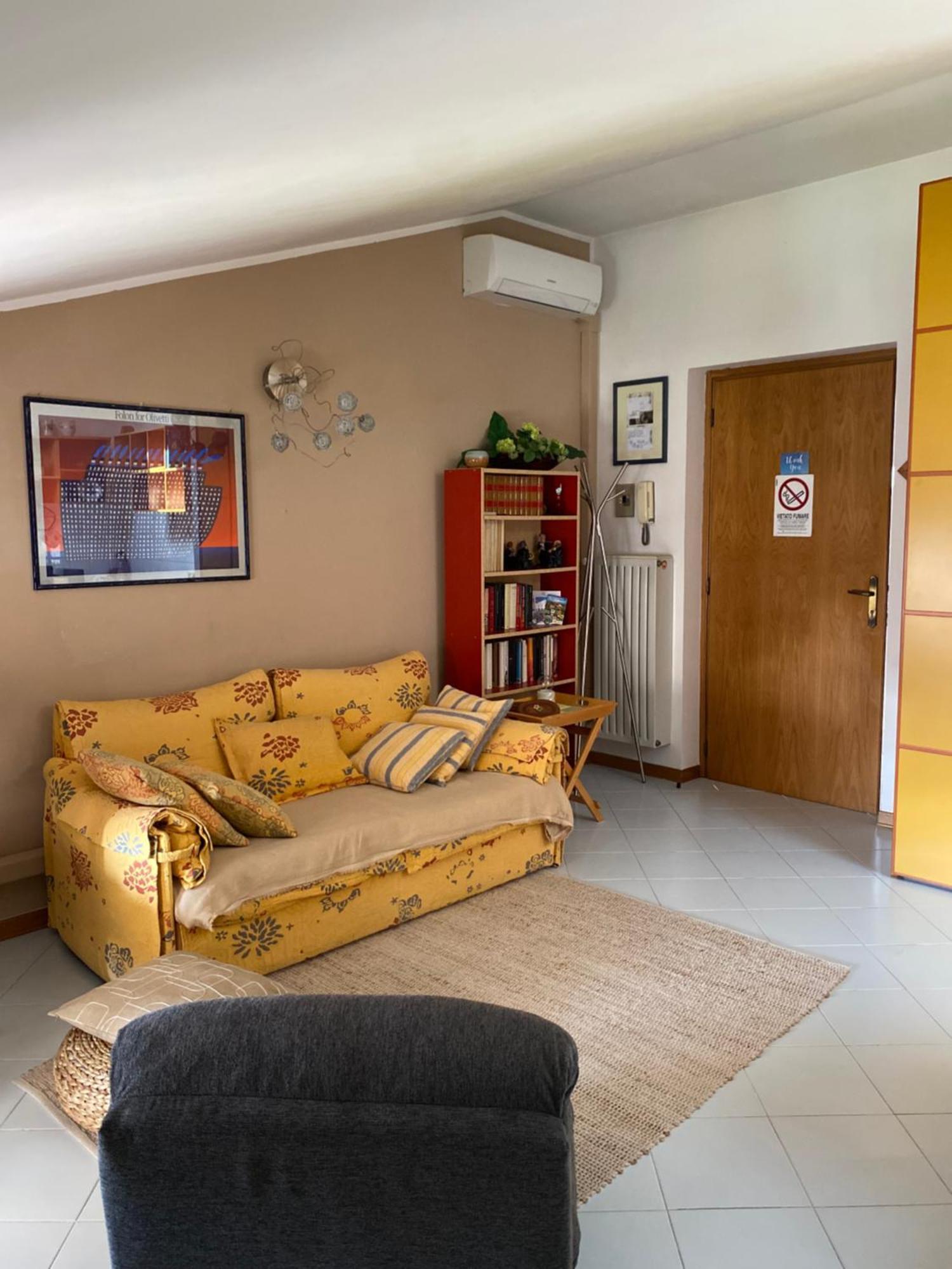 La Mansarda Di Orni Apartment Ivrea